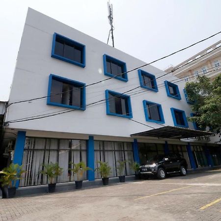 Reddoorz Near Itc Cempaka Mas Hotel Jakarta Luaran gambar